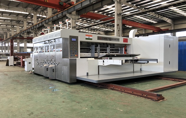 ZYKM I型高速全自動印刷開槽模切機在印度工作剪影