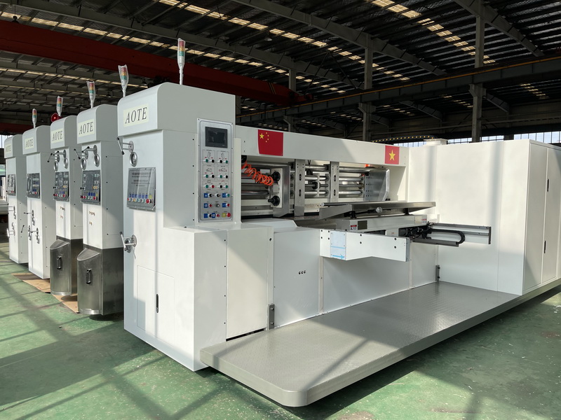 ?2021年5月21日，越南富發紙箱廠采購的ZYKM I型900x2000mm 高速全自動印刷開槽模切機生產完畢，準備發貨。